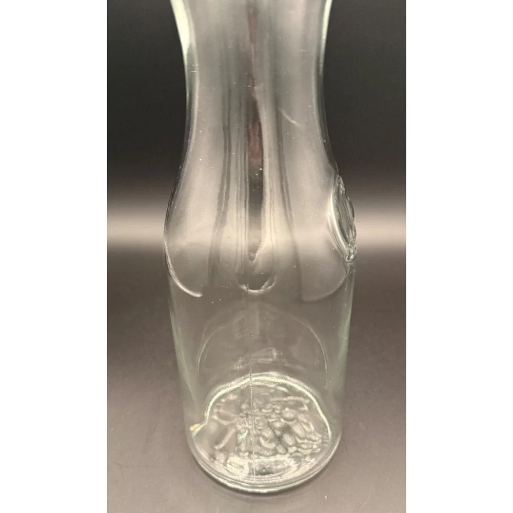 🍇 Vintage Libbey of Canada 1 Litre Glass Carafe